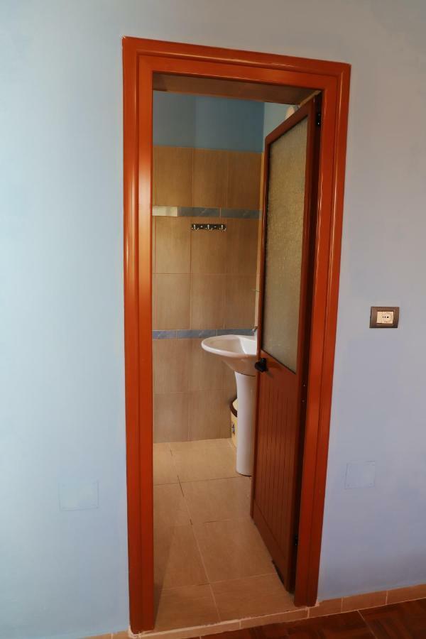 Guest House Pashollari بيرات المظهر الخارجي الصورة